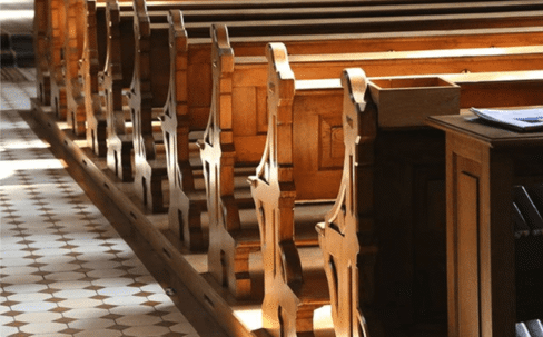 pews