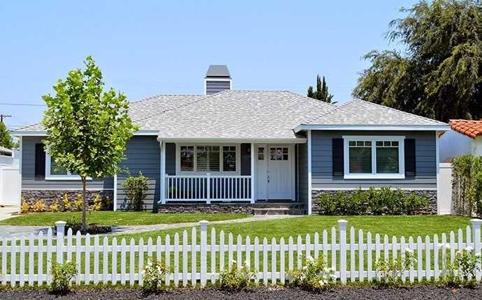 blue house in san joaquin county